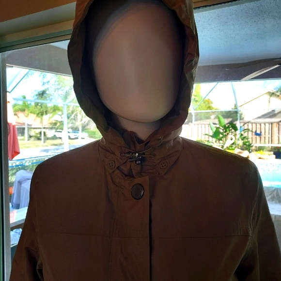 Lands'End Hooded Snap Front 3/4 Length Raincoat with Deep Pocket Snap Detail. - Picture 3 of 16